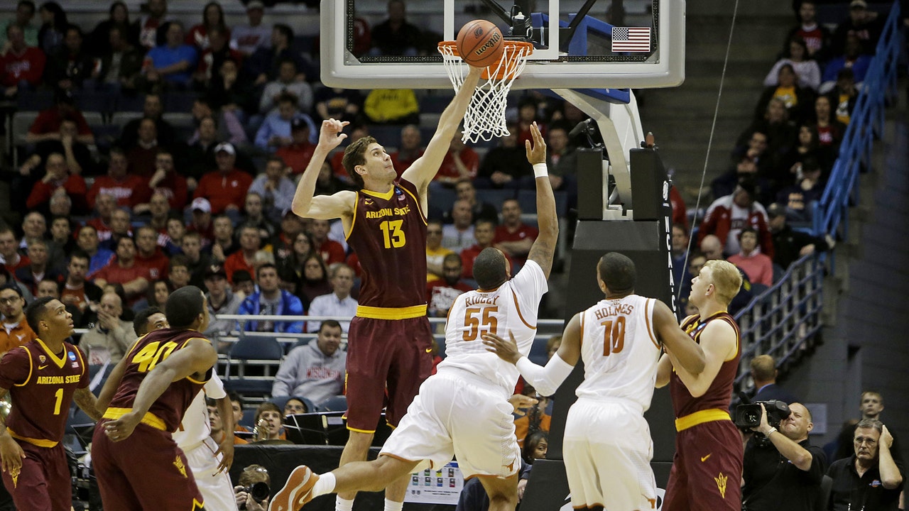 No. 7 Texas edges No. 10 Arizona State on last-second layup